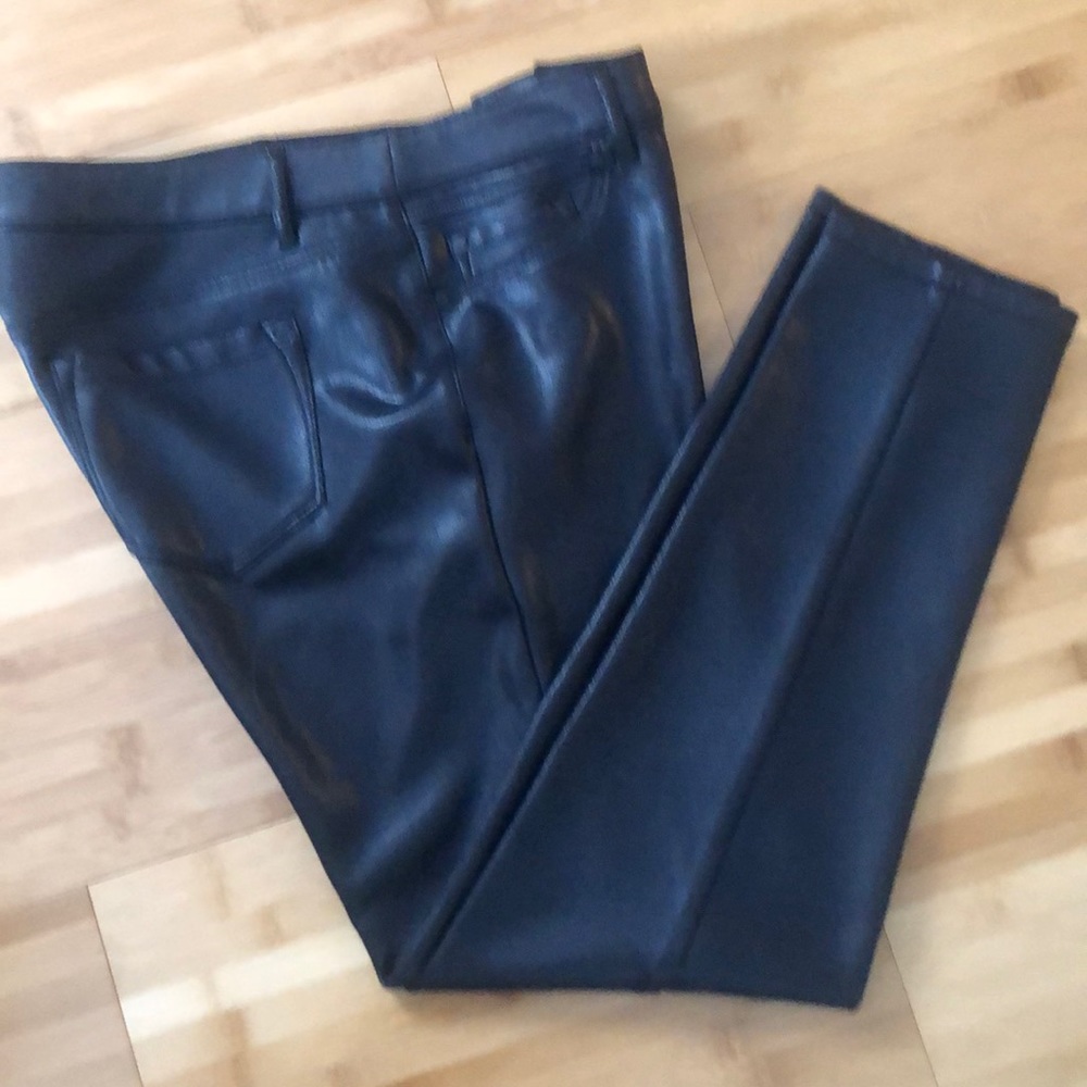 Simply Vera Black Faux Leather Pants